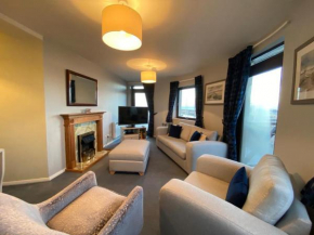 Harbour View & Beach 50m from doorstep, free parking